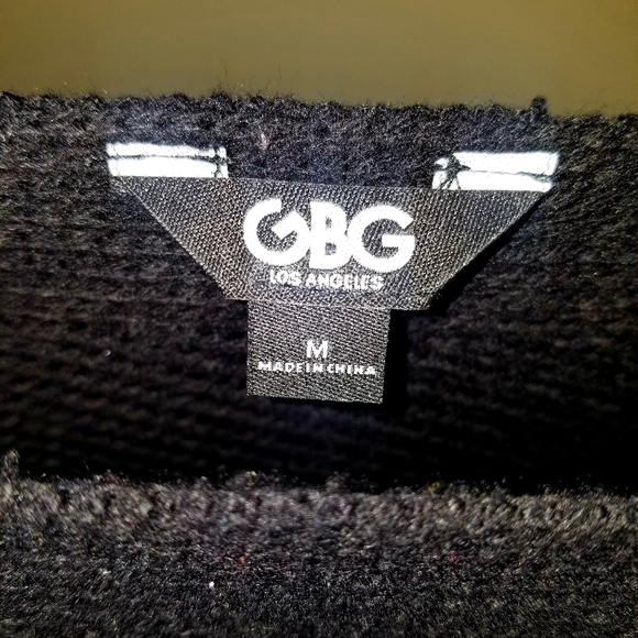 3/$90 G by Guess GBG LA Off the Shoulder Sweater - Picture 4 of 4